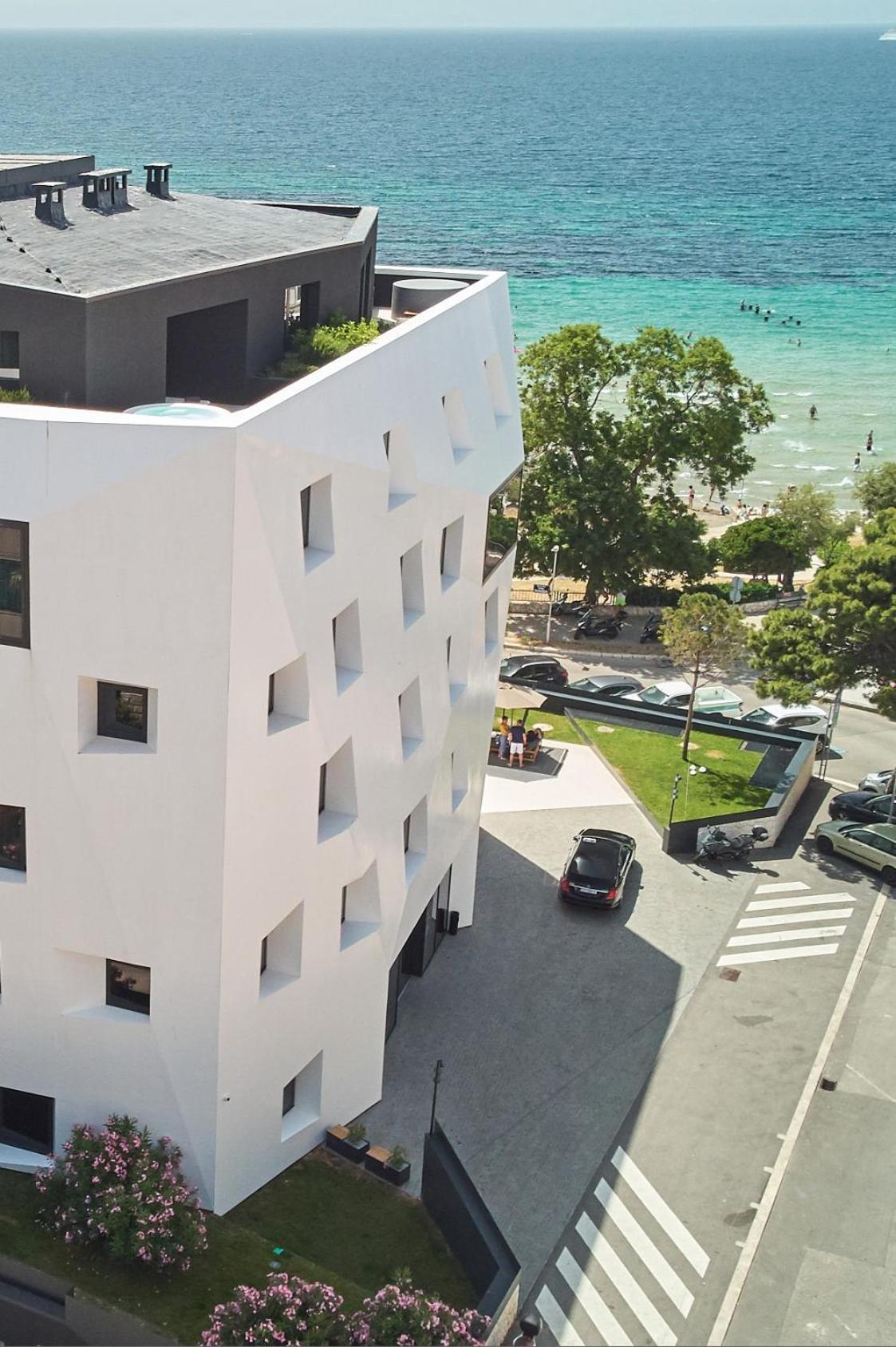 Briig Boutique Hotel Сплит Екстериор снимка